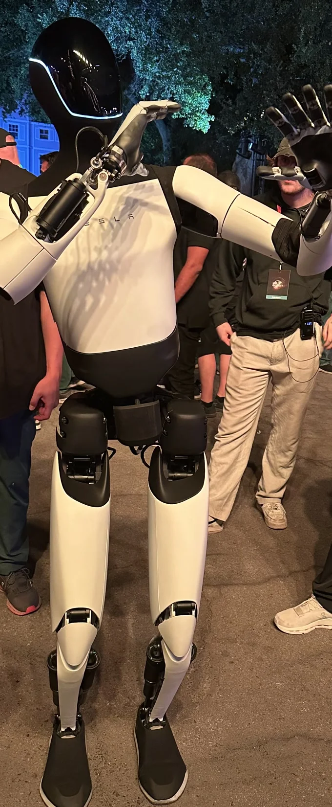 Tesla Optimus Gen 3 - Robot humanoïde par Tesla