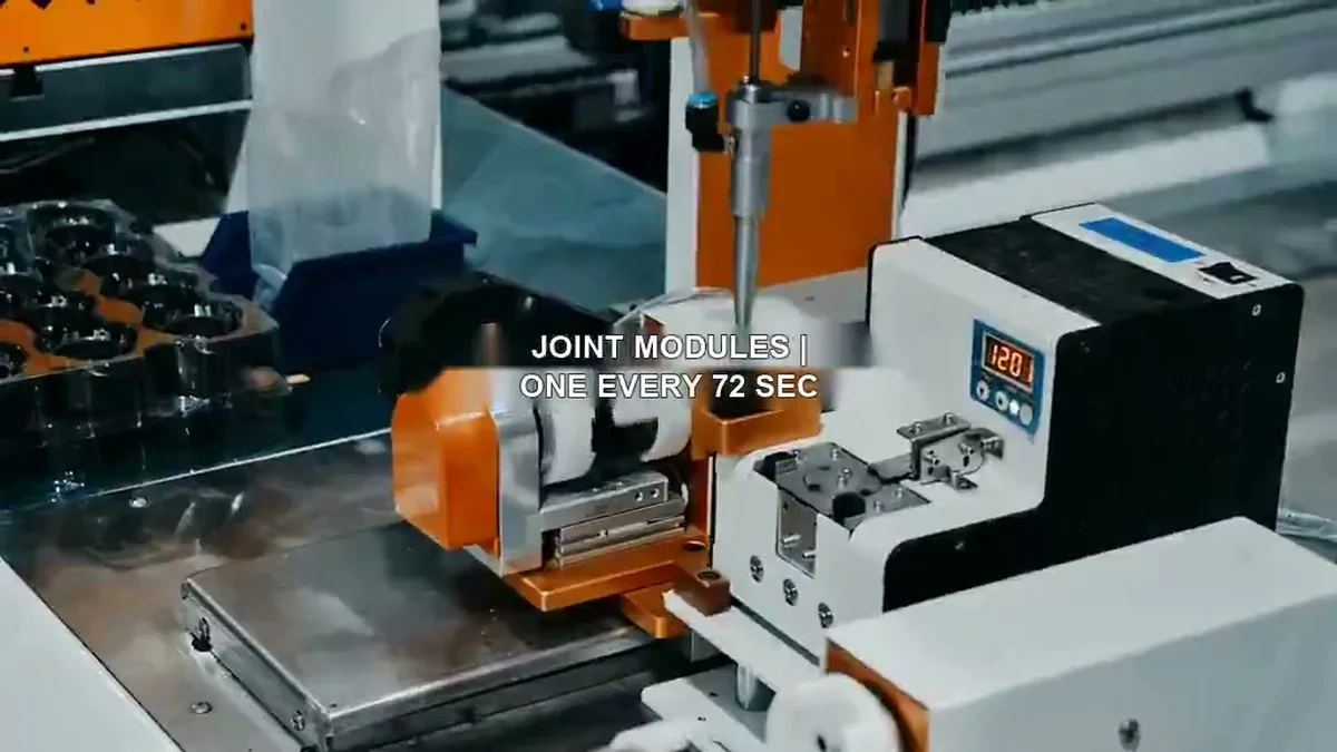 Poste d'assemblage automatisé des articulations modulaires PrimeBOT